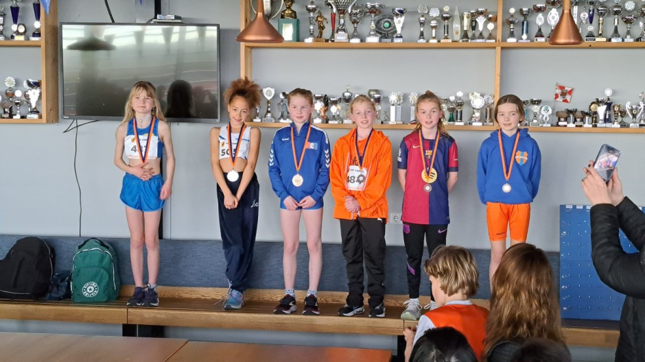 Indoor_maart_2025_U11_meisjes_podium_2.jpg